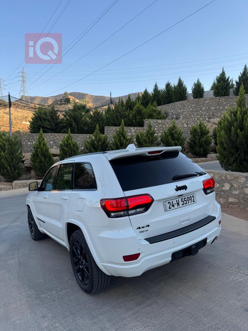 جیپ گراند شیرۆکی